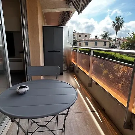 Juan-les-pins à 50m